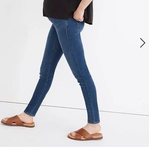 Two Pairs Maternity Over-the-Belly Skinny Black and Blue Skinny Jean